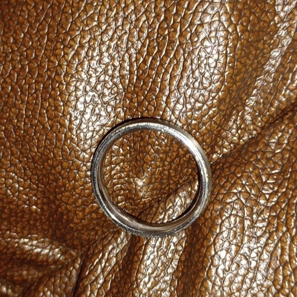 NWOT - Stainless Steel 316L Brushed Finish Convex Center Wedding Band - Size 11 - Picture 3 of 6